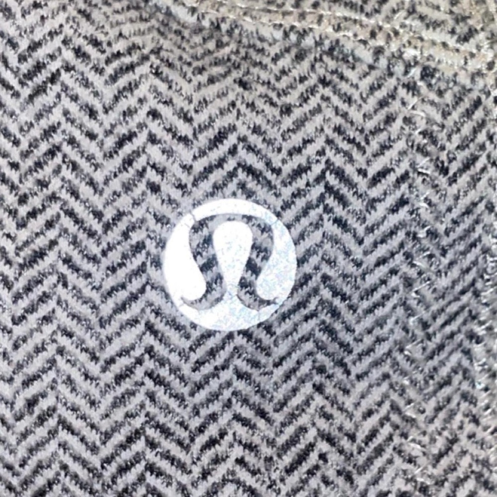 Grey lululemon define jacket - Picture 4 of 6